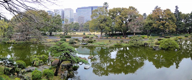 東京都立日比谷公園。日本初の洋風近代式公園で広さは約16万平方メートル（約4万8000坪）。写真・山根一眞